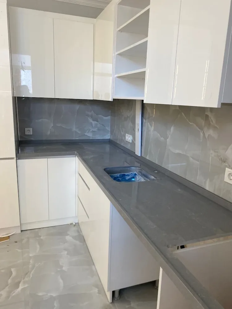 Çakır Dizayn proje, tezgah ve yüzey uygulama görseli 01